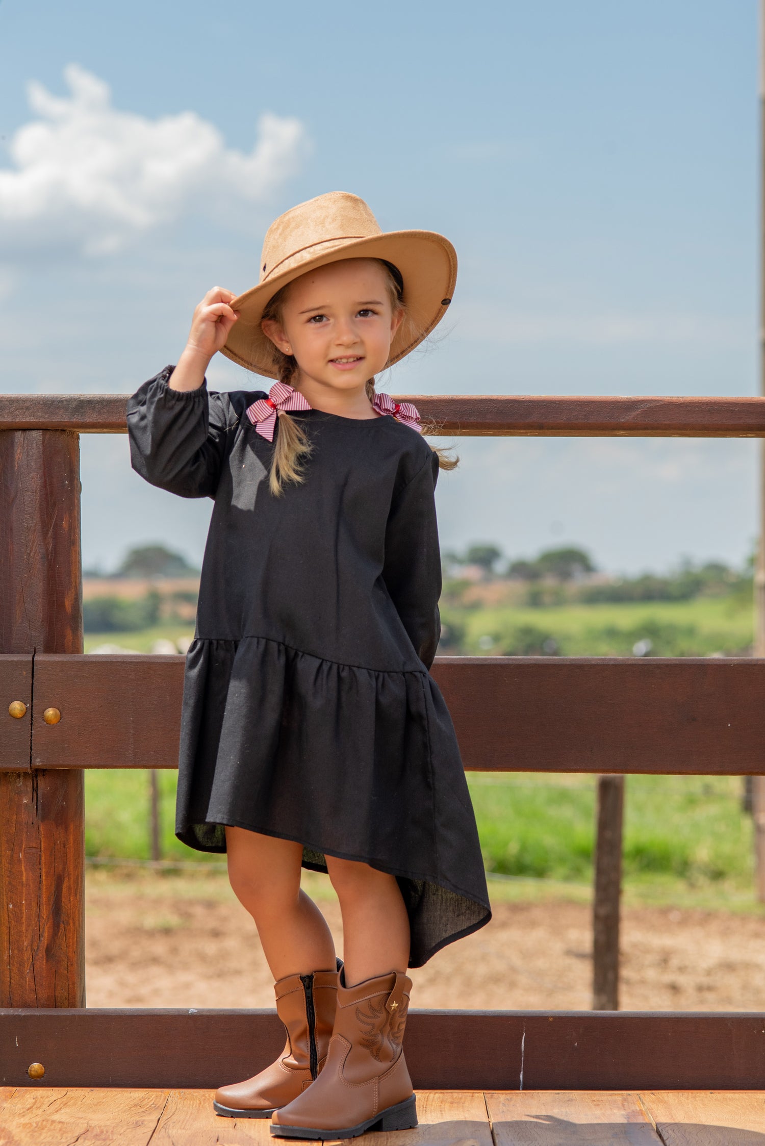 Bota Infantil Menina Texana Cano Curto Boiadeira Caramelo
