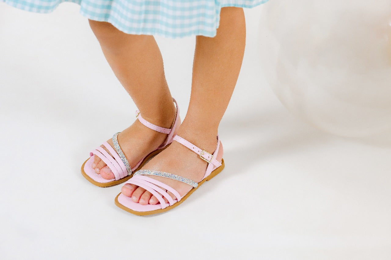 Sandália Infantil Feminina Suami Detalhe Em Tiras