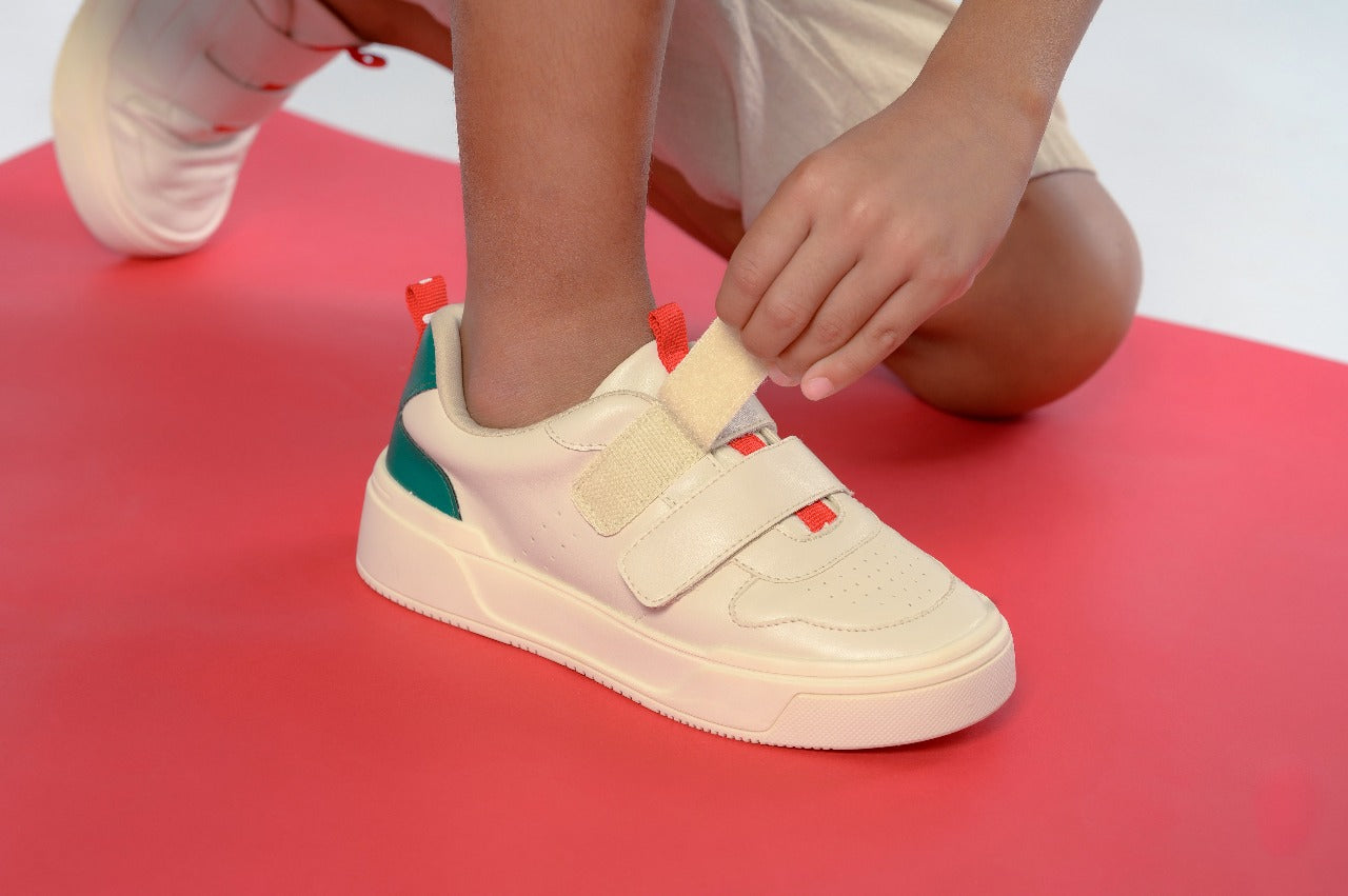 Tênis Infantil Masculino Casual Com Fechamento Duplo Branco